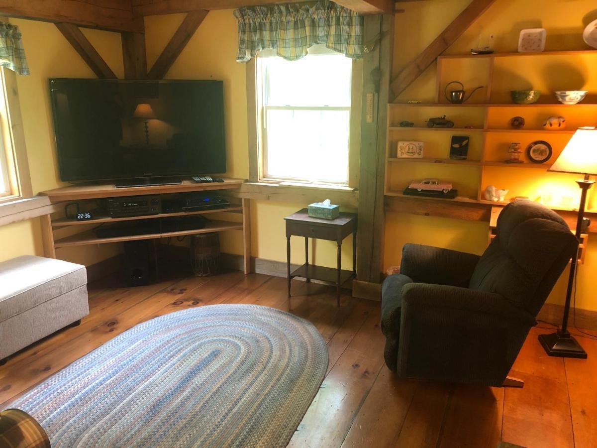Yellow Barn Estate Freeville Extérieur photo